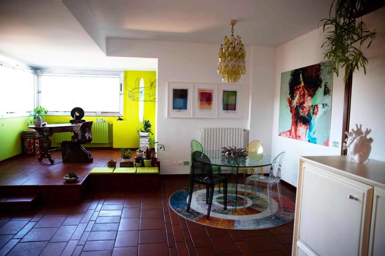 Sound Of Colors - Art Design Apartment Desenzano del Garda Zewnętrze zdjęcie